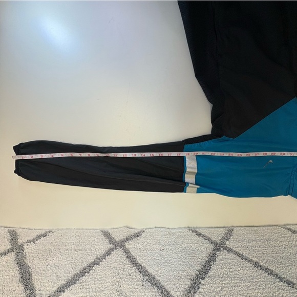 Nike Women’s Small Blue Black Full Zip Lightweight Running Jacket - Picture 5 of 10